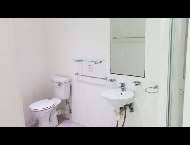 1 bed property to rent in WOODSTOCK